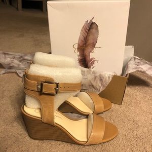 JS Buff wedge Sandals! never worn!